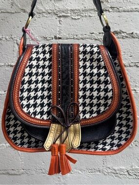 ✨RARE✨ Ipa-Nima for Anthropologie Houndstooth Saddle Bag Black Orange Trim